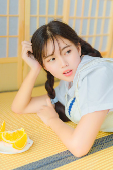 美女露100%胸无遮挡